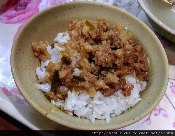 2016061107魯肉飯