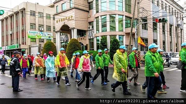 2016112222頭香中壢朝明宮隨香人員.jpg