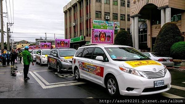 2016112223頭香中壢朝明宮隨香車輛1.jpg