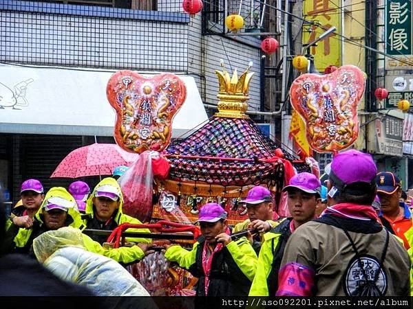 2016112257神轎經過.jpg