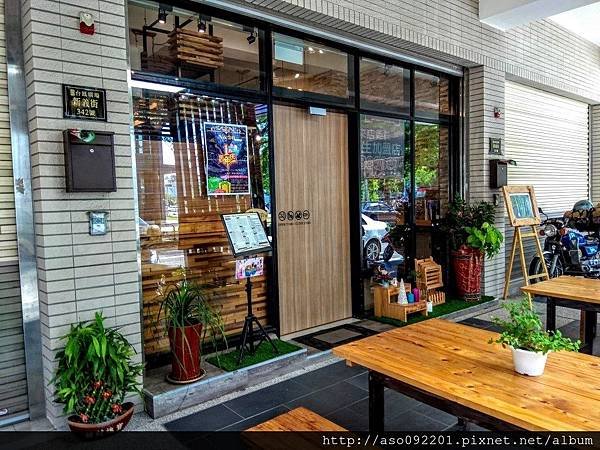2017031503店外用餐區