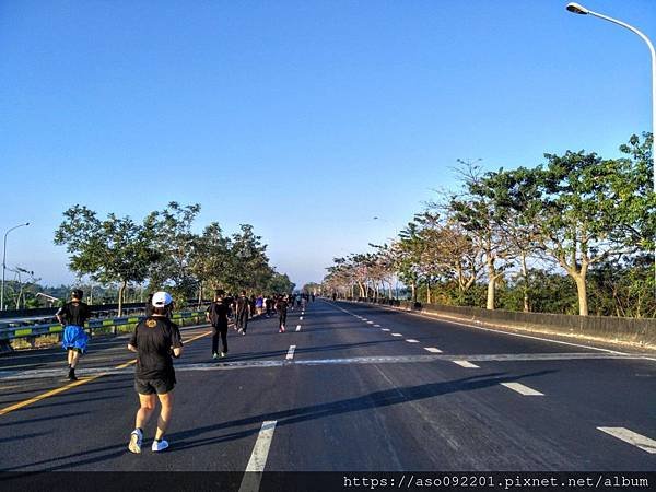 2019111712平坦開闊的道路.jpg