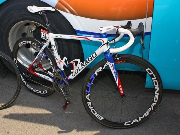 Thomas Voeckler&apos;s BBox-Bouygues Telecom Colnago C59-1.jpg