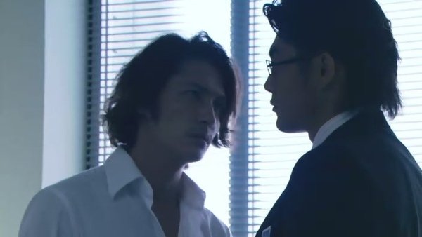 和恶魔契约的女人.Guilty.Akuma.to.Keiyakushita.Onna.Ep01.Chi_Jap.HDTVrip.704X396-YYeTs人人影视[(011329)22-13-17].JPG