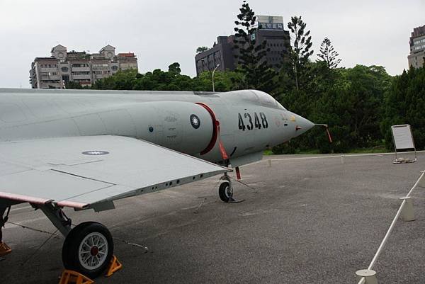 F-104.4.JPG