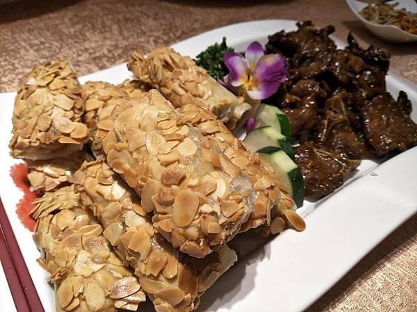 叫我小虎媽【食】【新北市新莊】新農園10