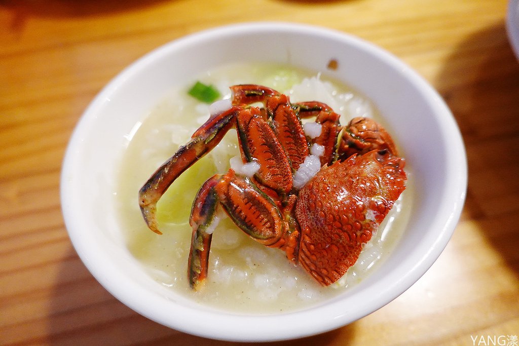 吃飯看海