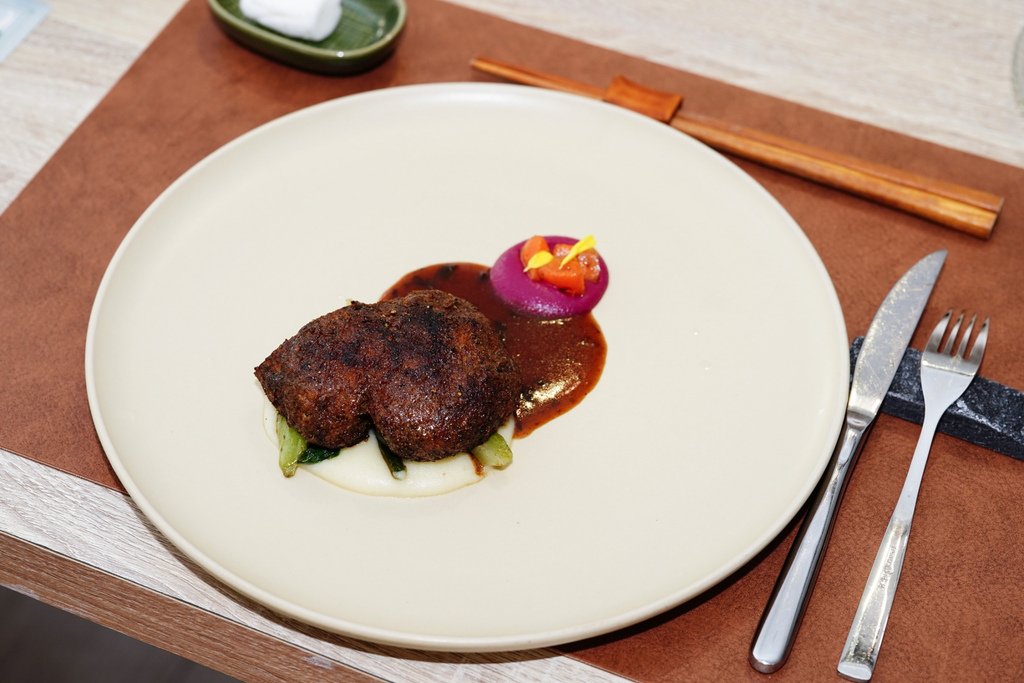 高雄素食餐廳推薦【仙桃素·創新蔬食美學】讓爸媽也讚不絕口的高