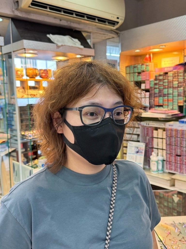 台南眼鏡店推薦｜ic berlin 配多焦變色鏡片｜3000