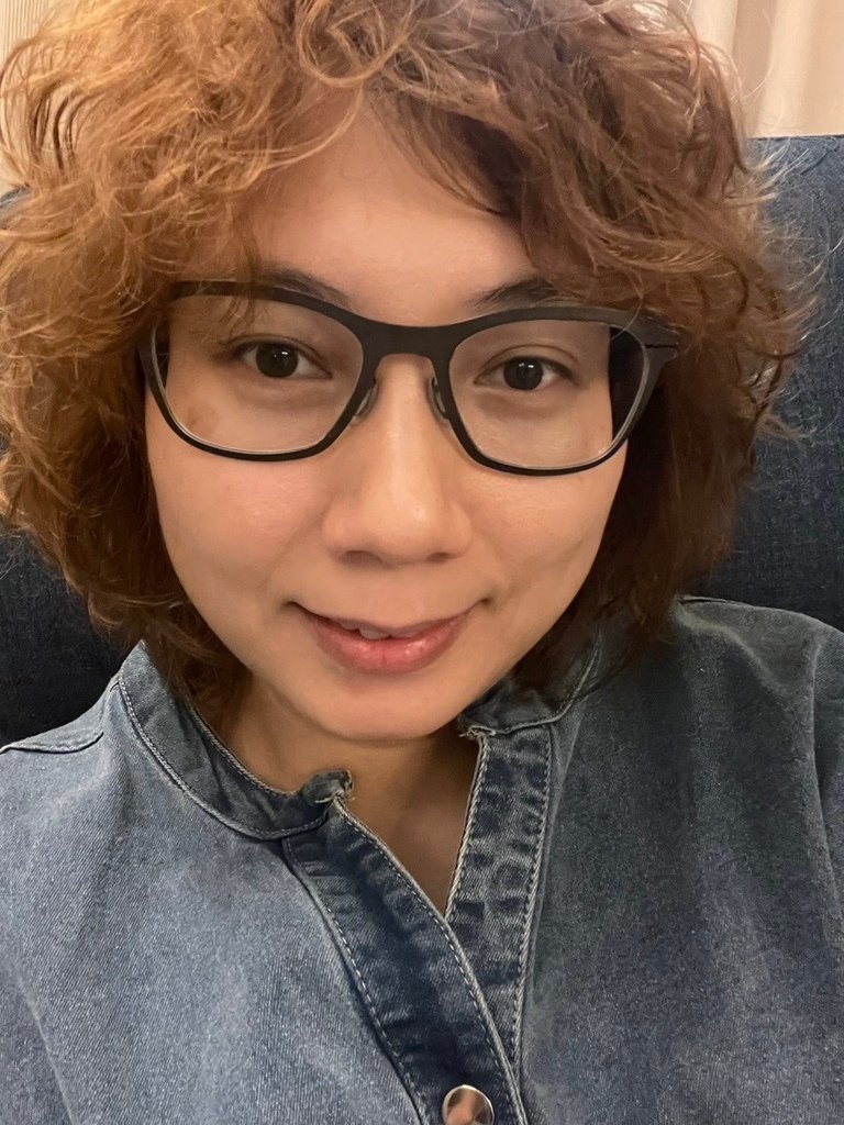 台南眼鏡店推薦｜ic berlin 配多焦變色鏡片｜3000