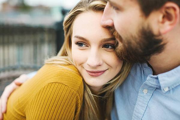 close-up-of-romantic-young-couple-on-city-rooftop-royalty-free-image-1140204980-1559009616.jpg