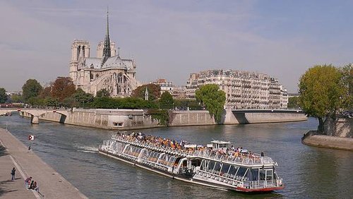 Ile_de_la_Cite_from_Pont_de_la_Tournelle.jpg