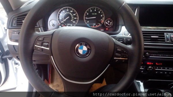 美規外匯車BMW 寶馬528i 接單分享，BMW 寶馬528i開箱分享，BMW 寶馬528i 評價分享。買賣外匯車推薦建議LA桃園車庫，買賣中古車估價推薦建議請找LA桃園車庫。