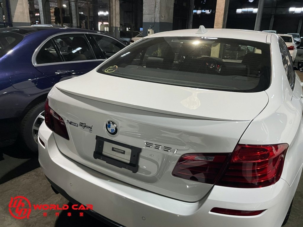 BMW 535i外匯車代購流程、規格、配備、油耗、價格比較。BMW 535i二手車。