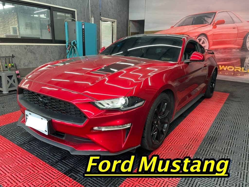 2022年購買福特FORD Mustang Premium外匯車價格。代購福特野馬二手車推薦找世界車業。