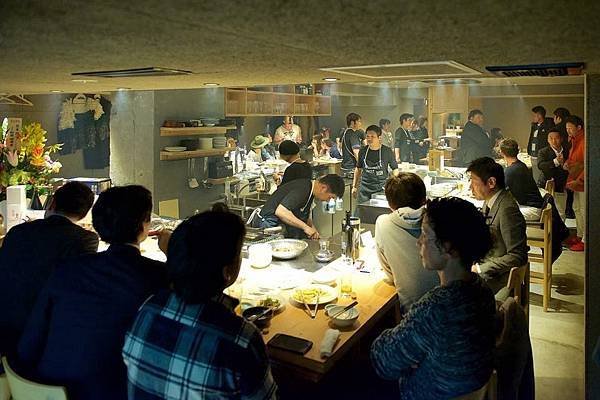 福岡大名必吃創意居酒屋！極致鮮味+法式料理的夢幻結合，就在「