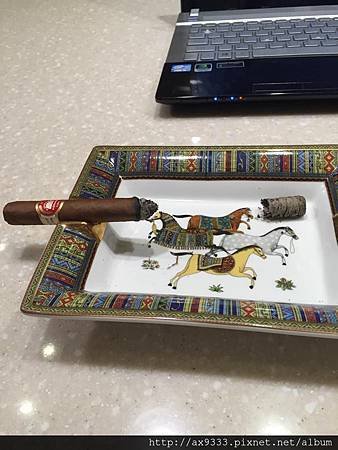 h upmann m 5.jpg