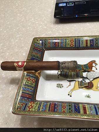 h upmann m 4.jpg