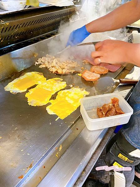 食記｜【嘉義縣•民雄鄉】黑騎士咖啡(卜派漢堡） 豐富美味早餐