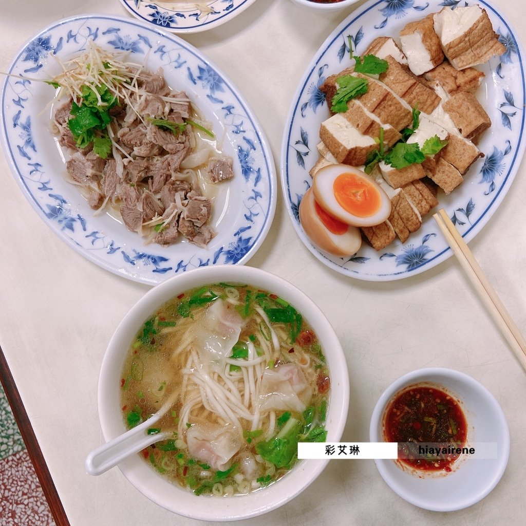 食記｜【桃園•大溪】麵很大碗、小菜別緻的「達摩麵店」。(有菜