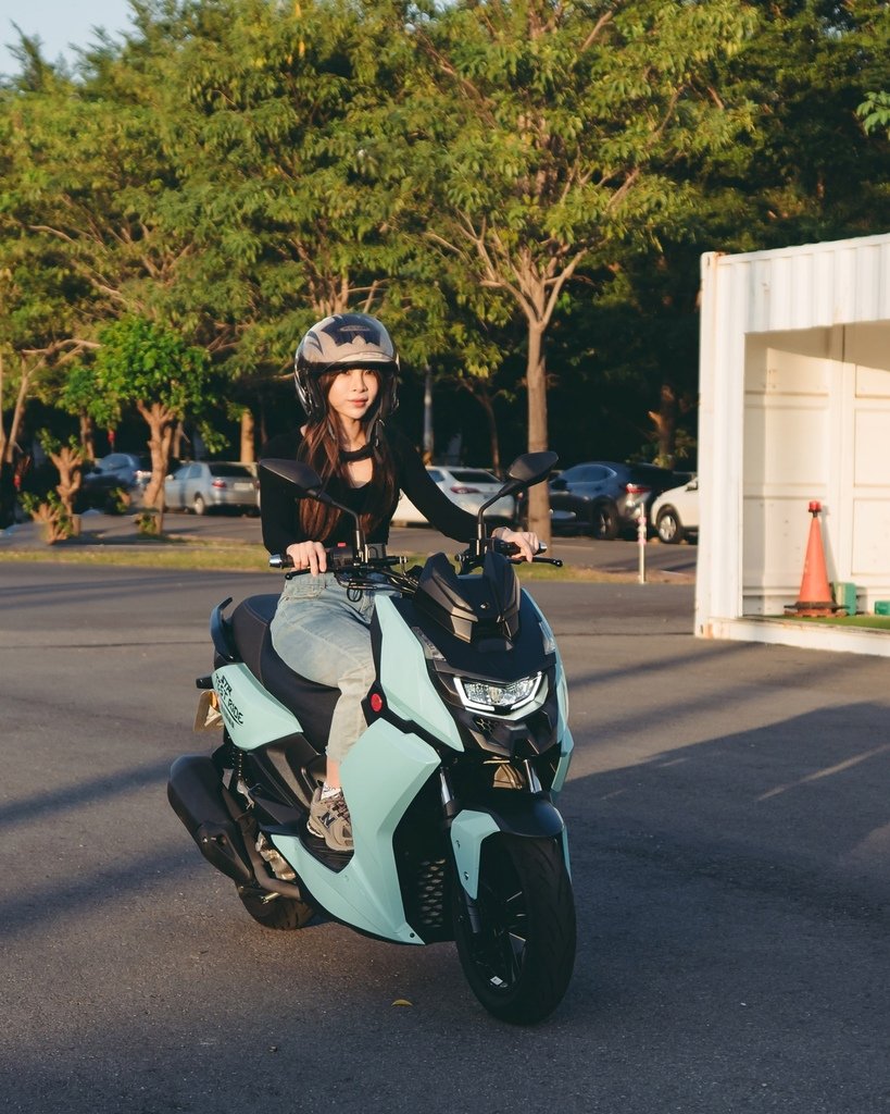宏佳騰STR250
