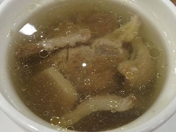 15元盎牛肉湯.JPG