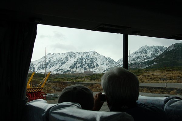 0608室堂(高原BUS).JPG