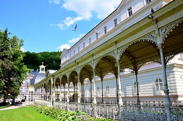 果園回廊周邊溫泉療養處