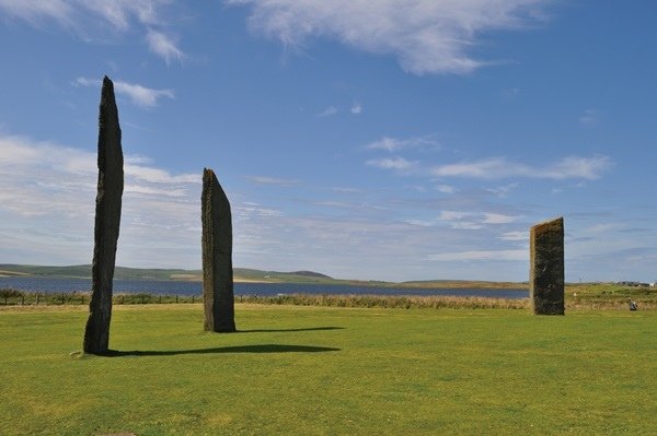 斯丹尼斯立石群Standing_Stones_of_Stenness,_Aug_2014.jpg