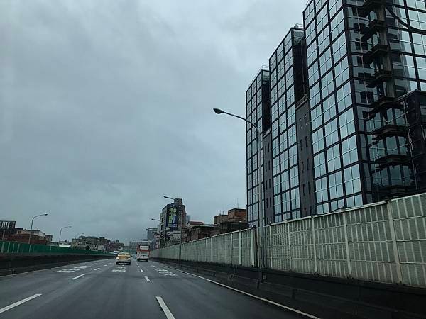 6693-市高護欄IMG_0324.JPG