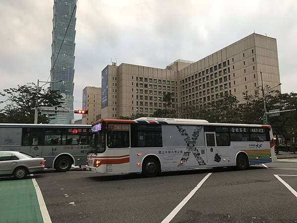 6710-公車大巴20171211.jpg