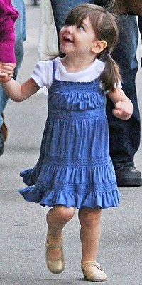 suri_cruise_10.jpg