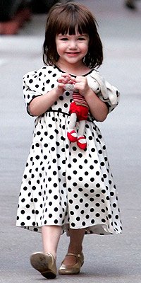 suri_cruise_5.jpg