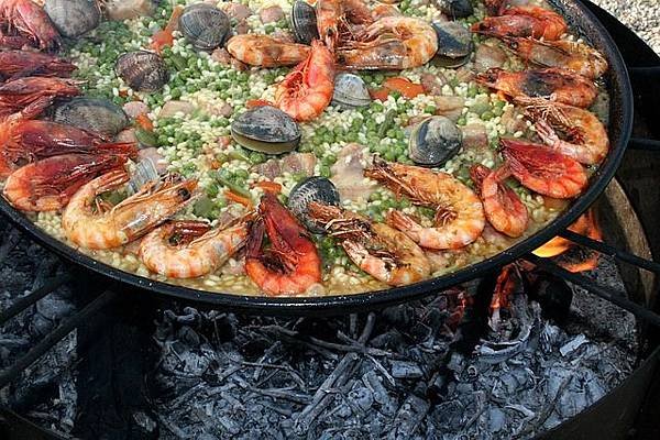 paella-1168003_640.jpg