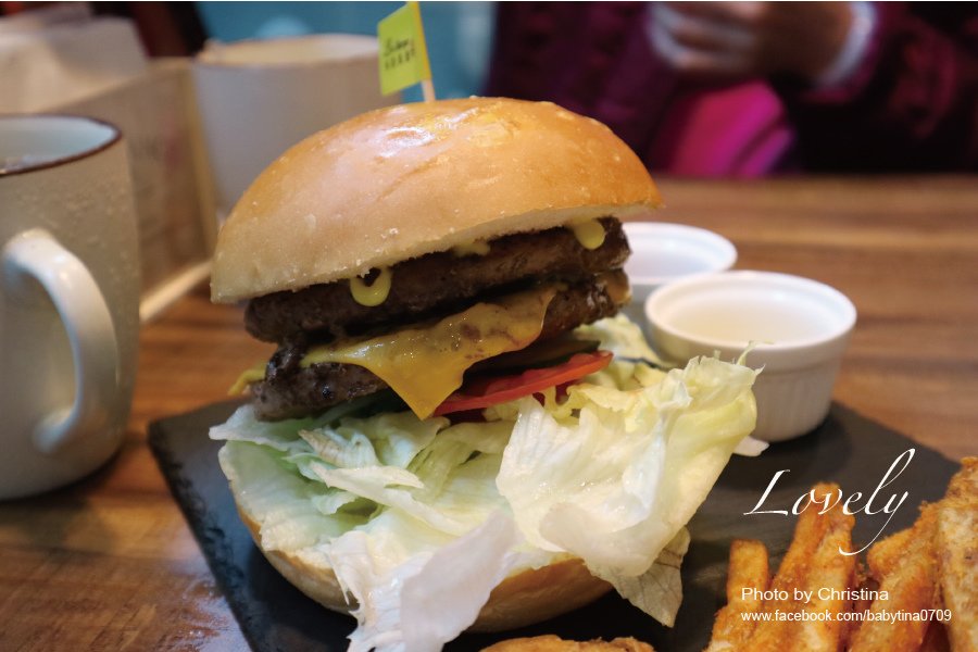 Lin%5Cs Burger