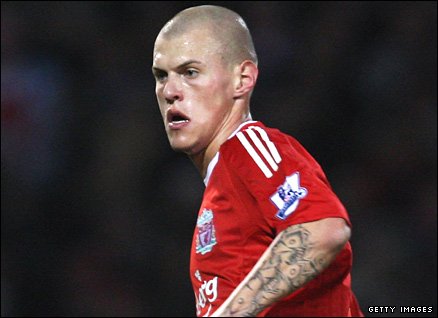 skrtel438.jpg