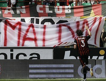 maldini038.jpg