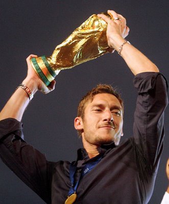 TOTTI-01.jpg