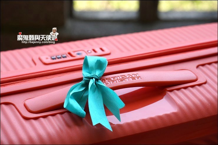 行李箱