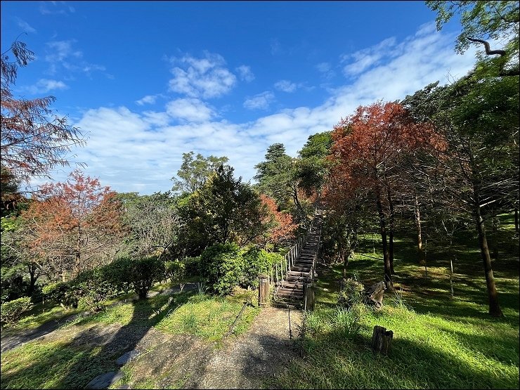 香格里拉休閒農場-景觀步道5.jpg