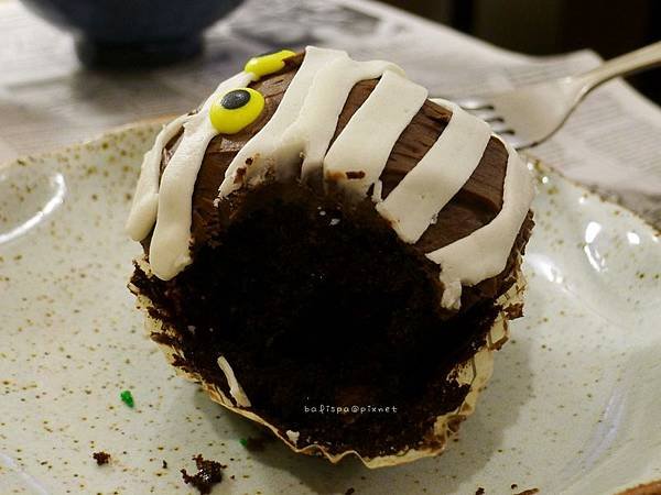 Crumbs cupcake