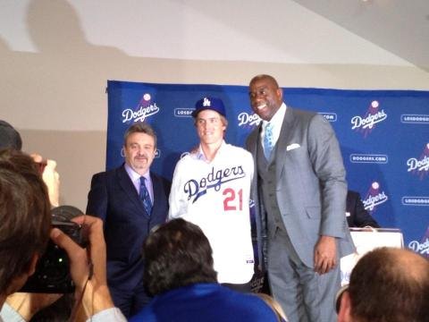 zack-greinke-dodgers-presser-with-magic