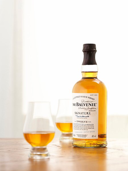 3401_lo_new_the_balvenie_signature_12yo_and_glasses_70cl.jpg