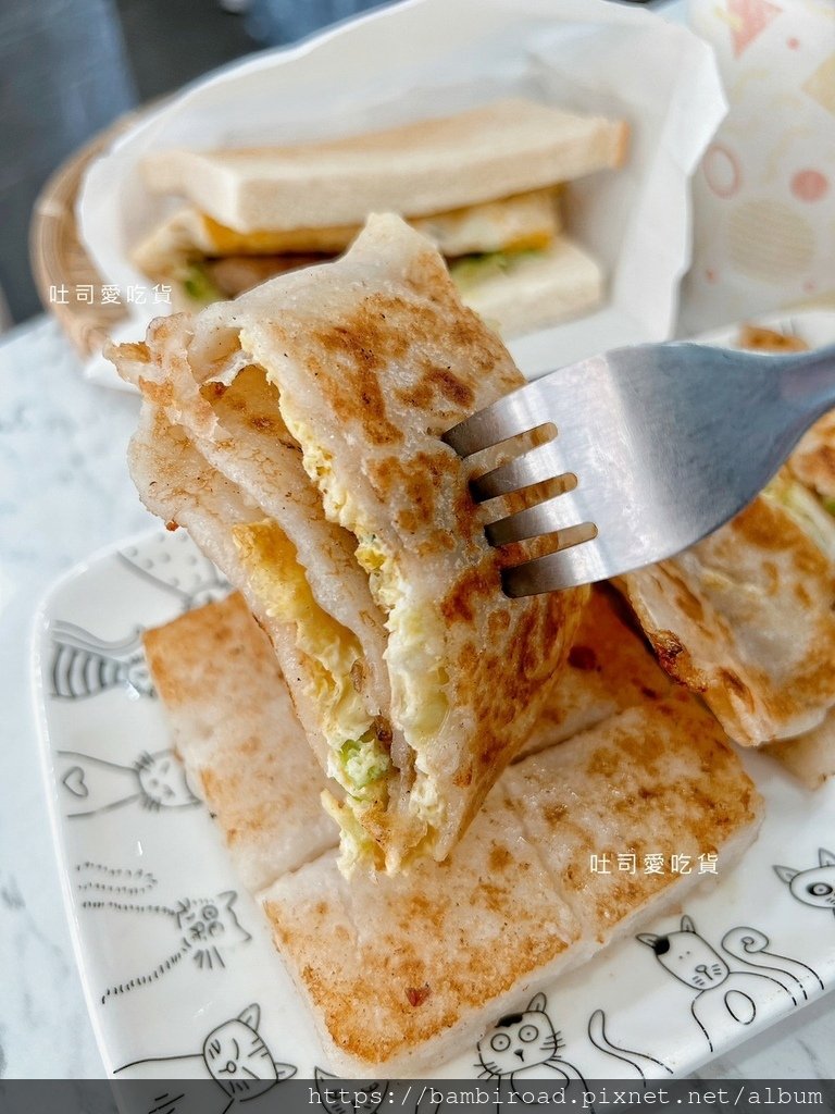 新北．中和區｜忠西早午餐｜ 也太Q爹爹!主打粉漿蛋餅，漳和國