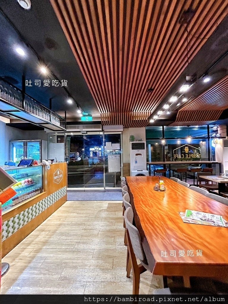 台北．內湖區｜Triple Cafe｜異國料理品項豐富，寵物