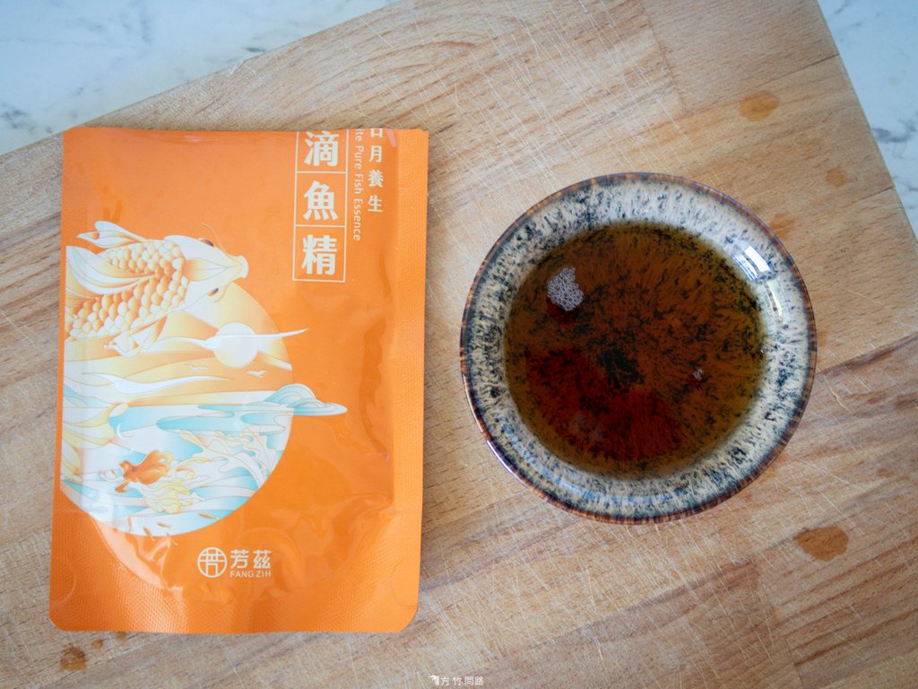 06芳茲生技雞魚饗宴禮盒曾國城滴雞精年節禮盒送禮推薦 (紅色必放 )日月養生滴精滴魚精常溫滴雞精滴魚精波蜜團隊製造零脂低鈉蛋白質產銷履歷紅羽土雞產銷履歷虱目魚孕期調理滋補強身送禮推薦AA3星驗證Mondeselection金賞SNQ國家品質標章方竹問路阿方竹竹小夫妻.jpg