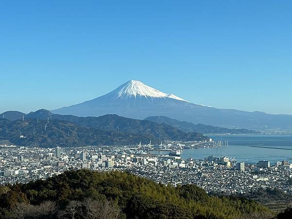 入住日本平飯店賞拍富士山（我的76老後到日本自由行2024/
