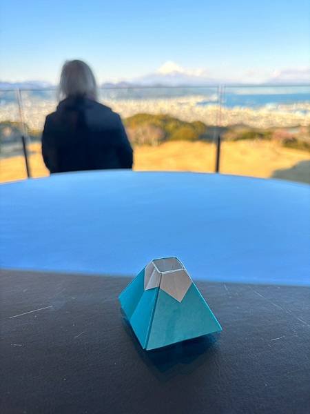 入住日本平飯店賞拍富士山（我的76老後到日本自由行2024/