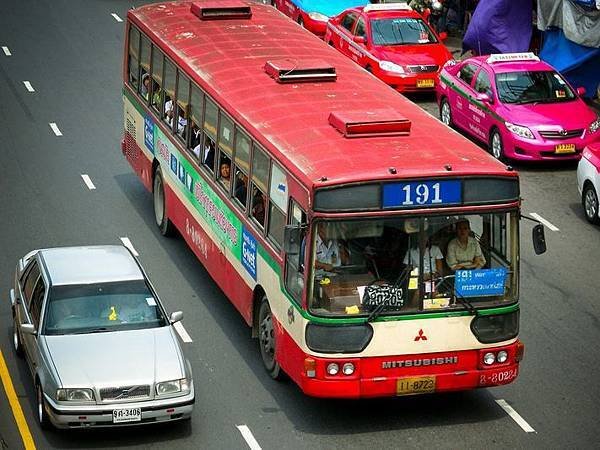 autobus-1-vivere-bangkok