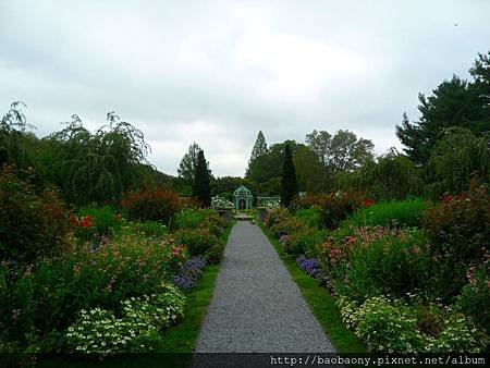 110905 Westbury garden 019